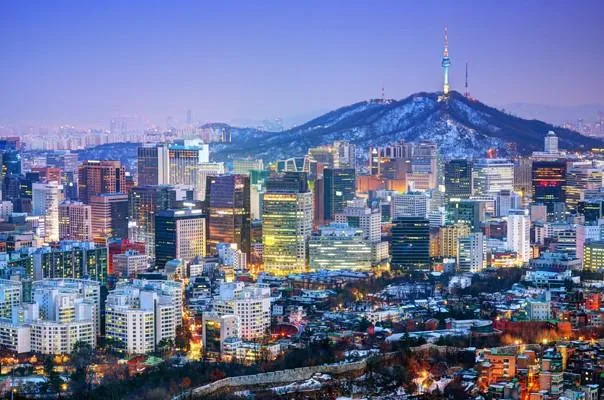 What to Know Before Visiting Seoul: The 2026 Paperwork, Fares, and Timing
