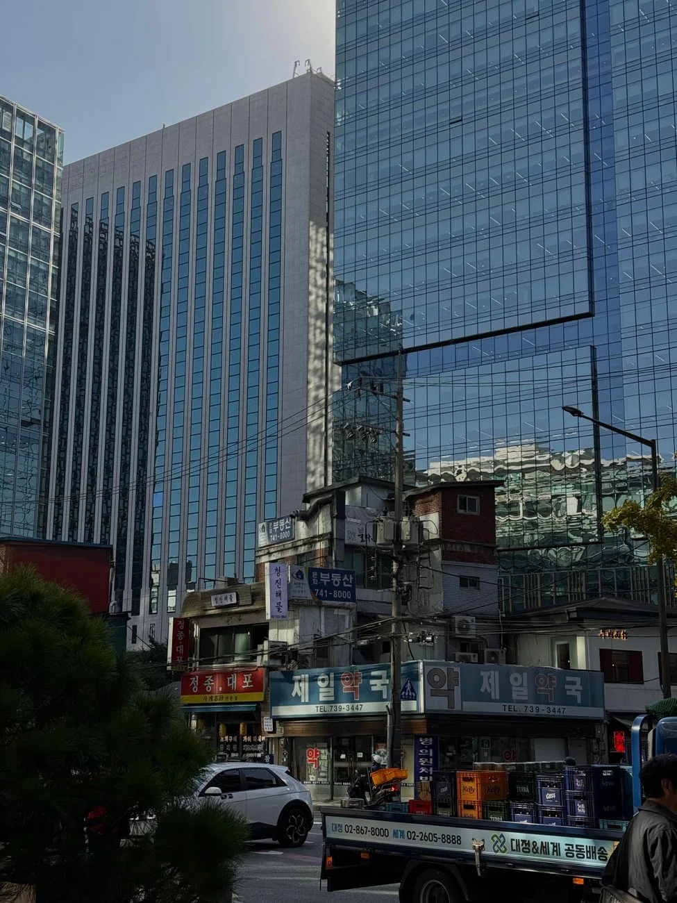 Korea Working Holiday Insurance: The ₩40,000,000 Rule and the Month-Six Switch